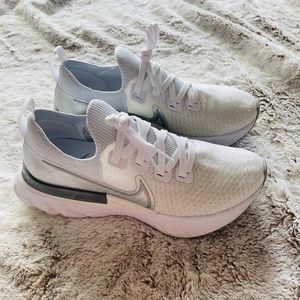 Women’s Nike Epic React Flyknit